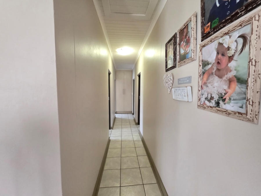 3 Bedroom Property for Sale in Noordhoek Free State